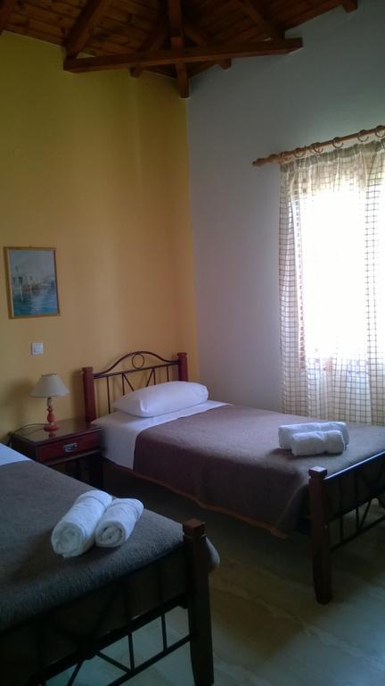 Sipsas Villas Koróni Chambre photo